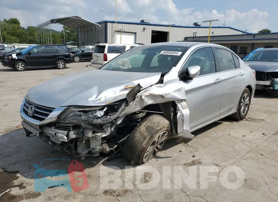 1HGCR2F38FA150118 Photo# 1