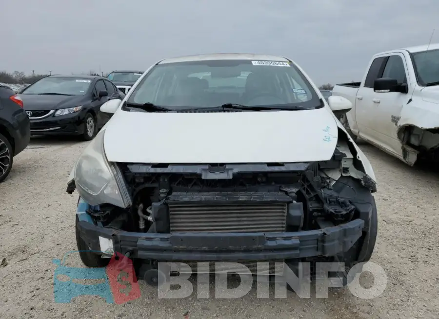 KNADM4A34F6444779 Photo# 5