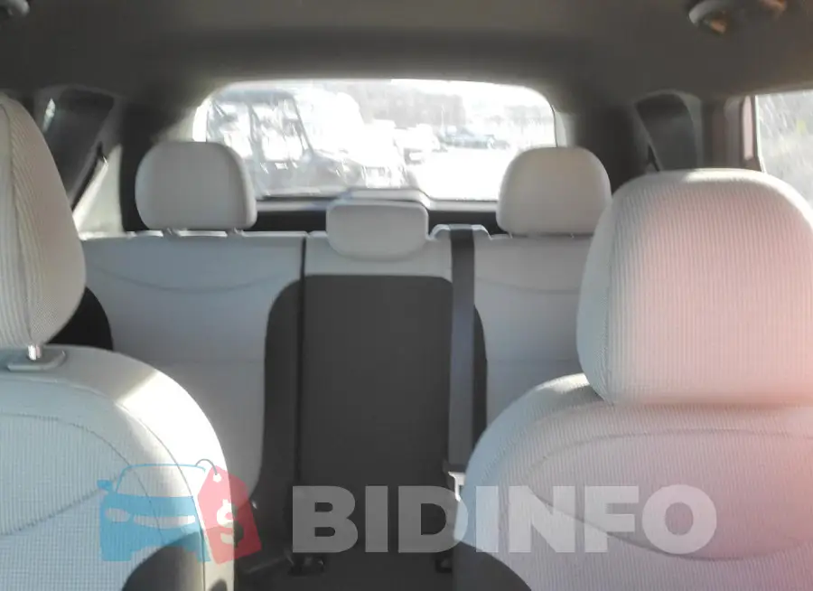 KNDJN2A29H7495030 Photo# 10
