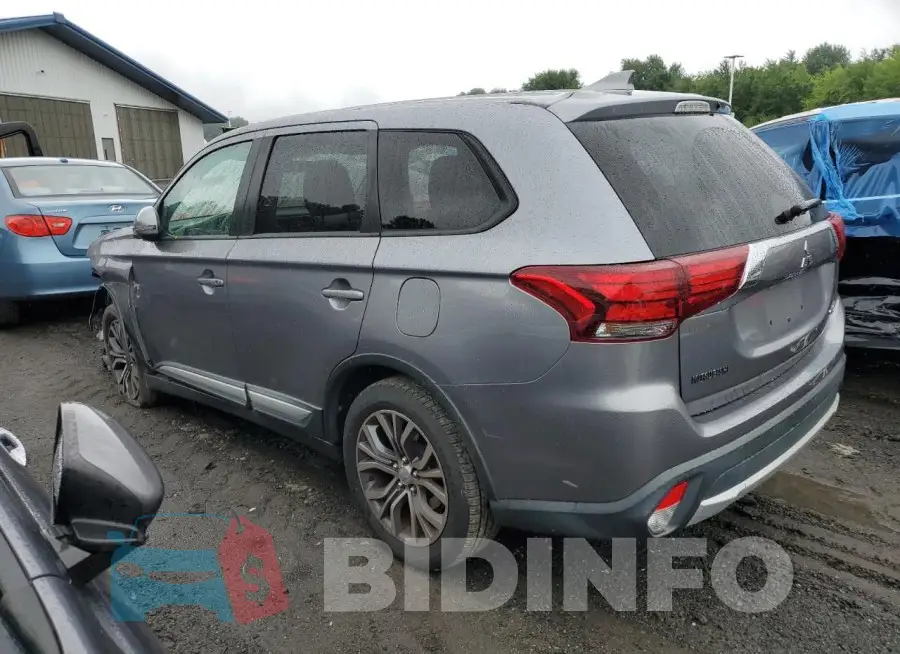 JA4AD3A3XJJ003173 Photo# 2
