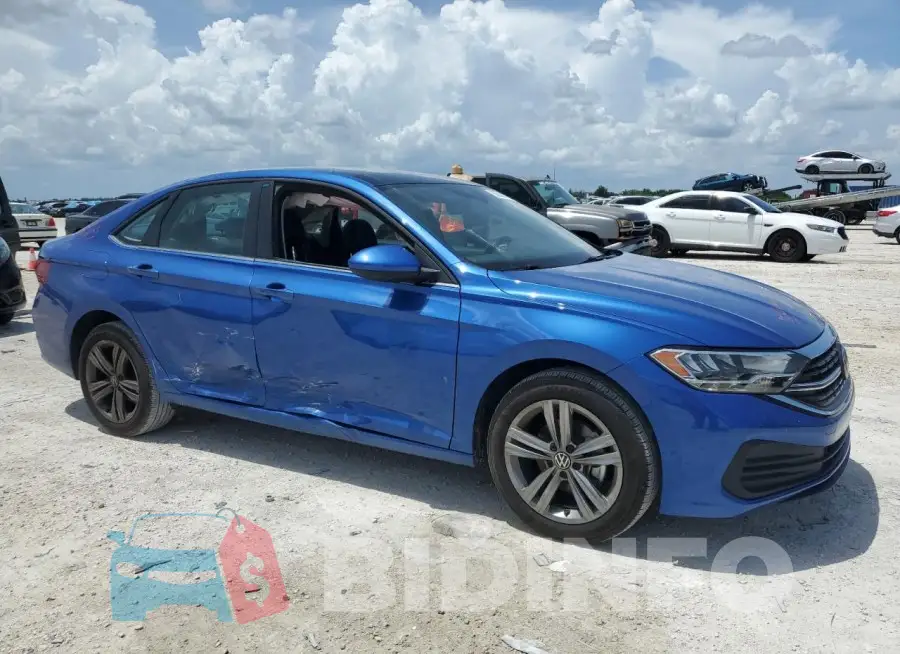 3VW7M7BU9NM013908 Photo# 4