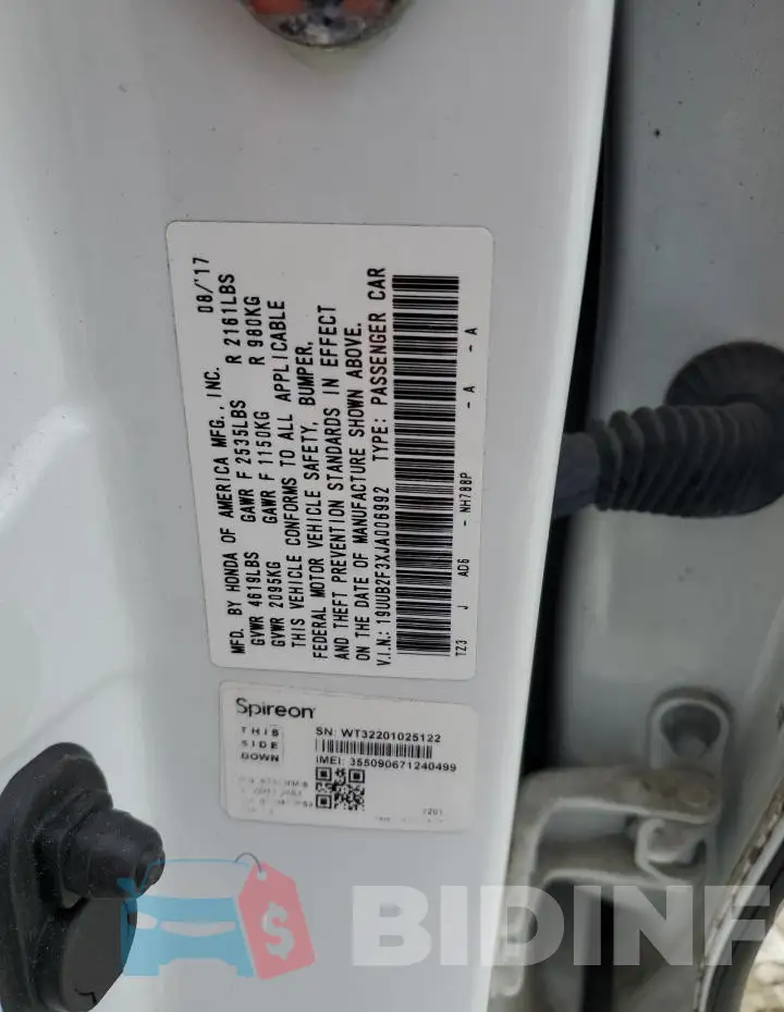 19UUB2F3XJA006992 Photo# 12