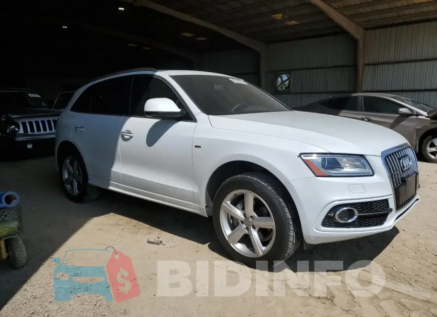WA1M2AFP8HA042437 Photo# 4