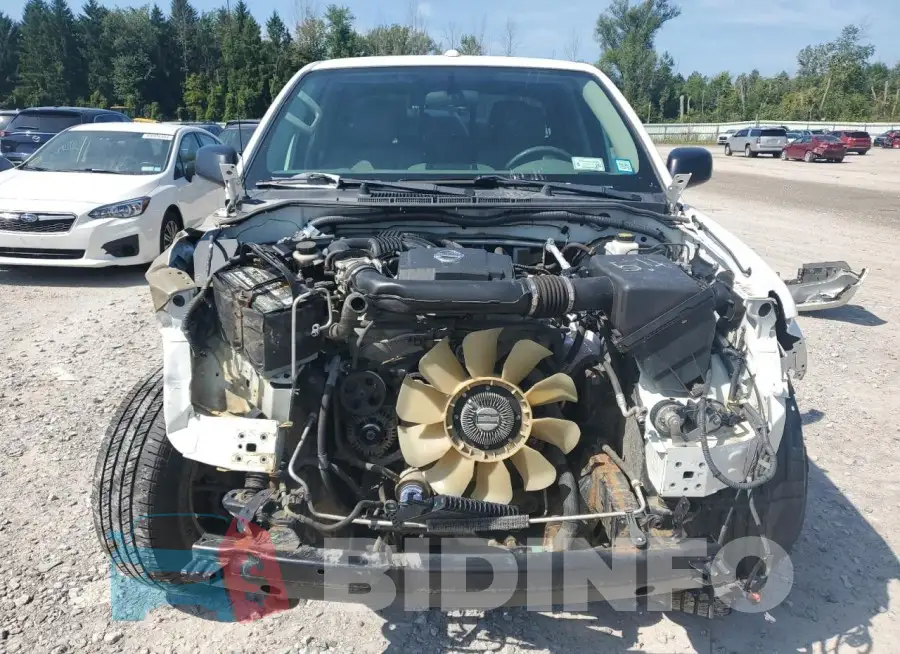 1N6AD0EV2JN766066 Photo# 5