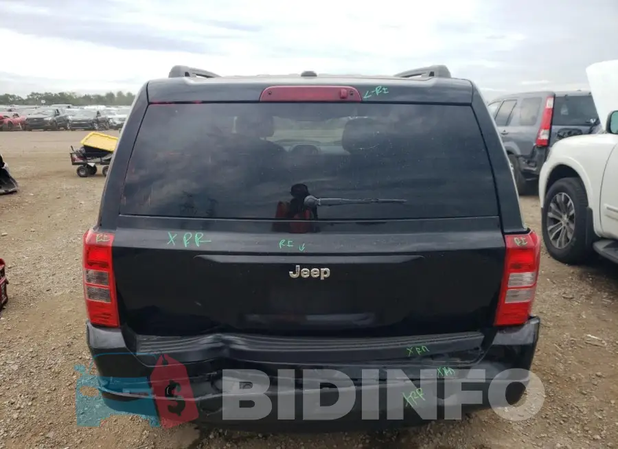 1C4NJPBA9GD716562 Photo# 6