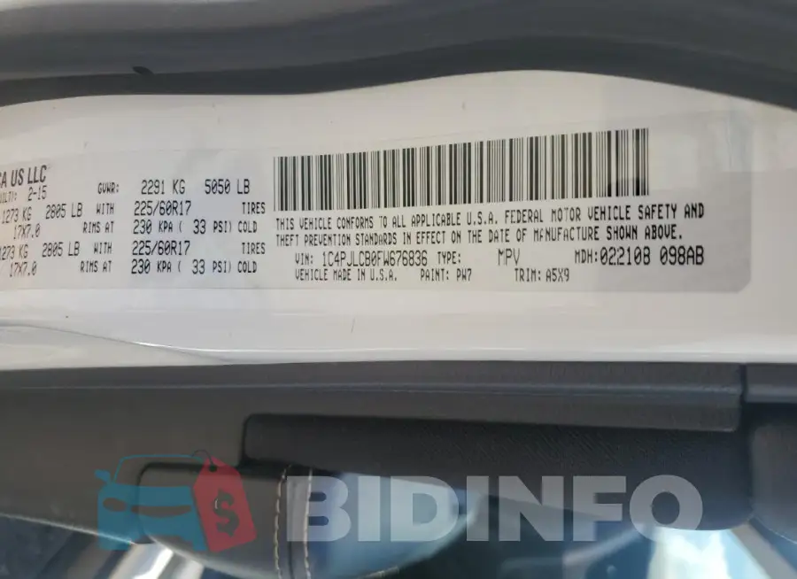 1C4PJLCB0FW676836 Photo# 13
