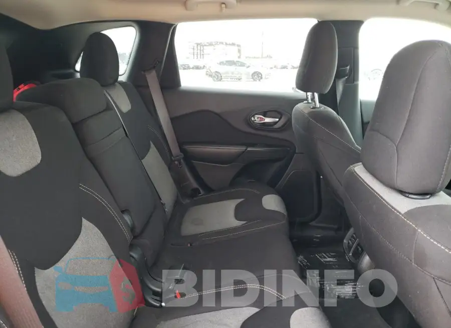 1C4PJMAB8GW247227 Photo# 11