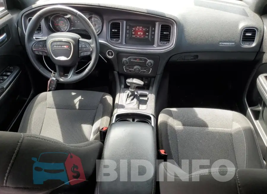 2C3CDXBG8GH160237 Photo# 8