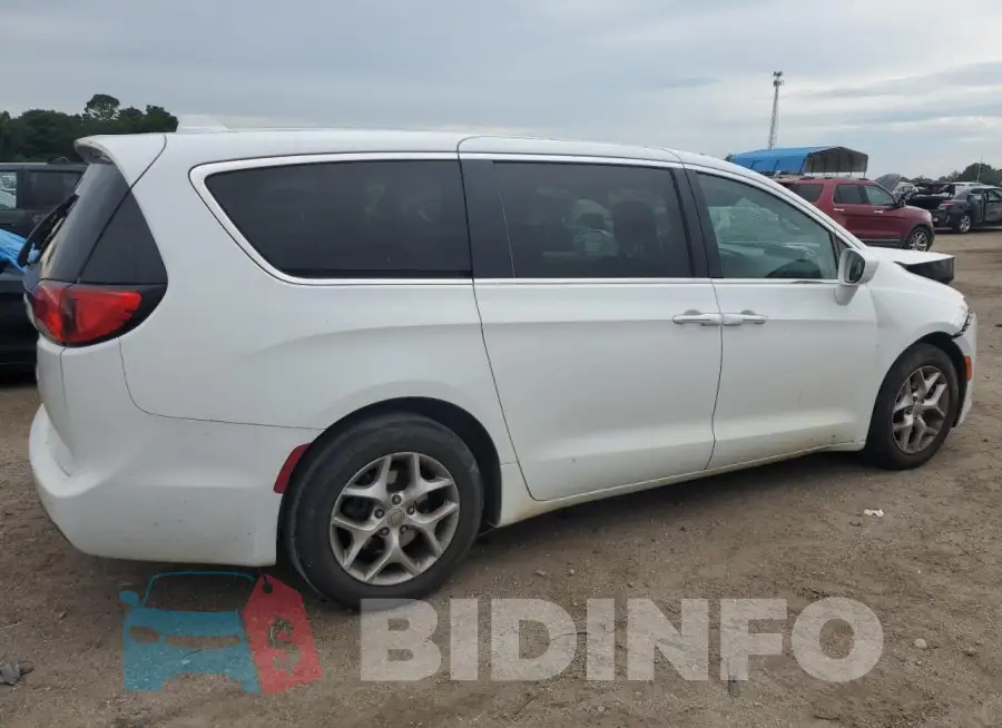 2C4RC1FG2LR141929 Photo# 3