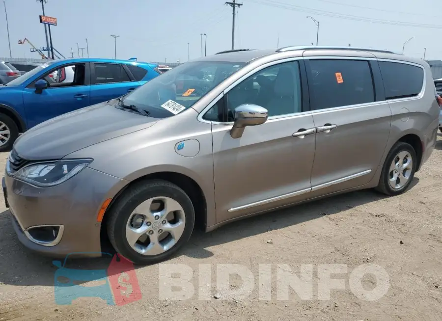 2C4RC1N70JR183580 Photo# 1