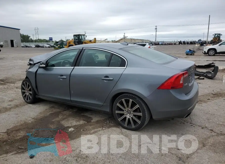 LYV402TK2HB154234 Photo# 2