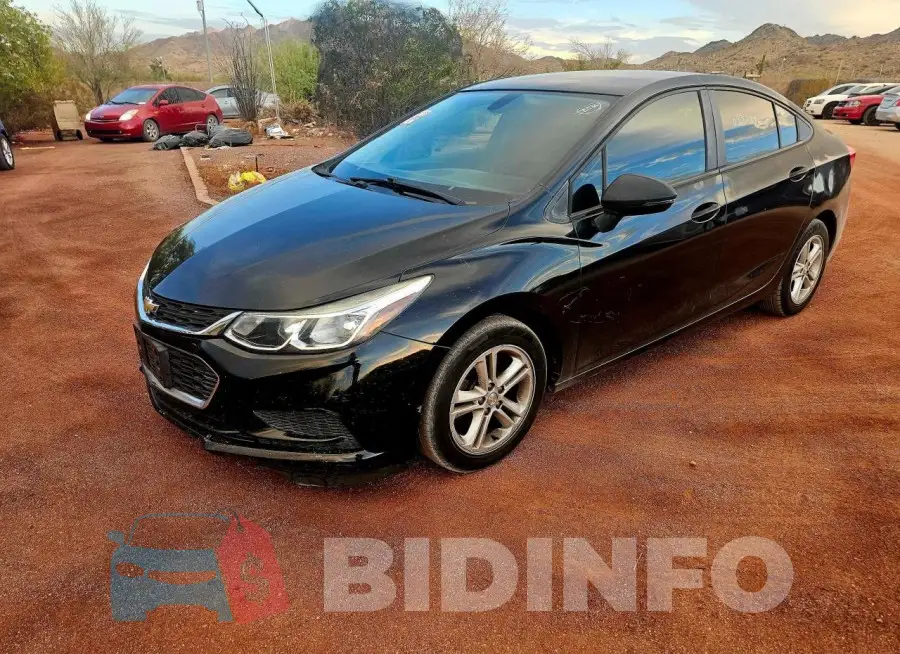 1G1BC5SM0J7172172 Photo# 2