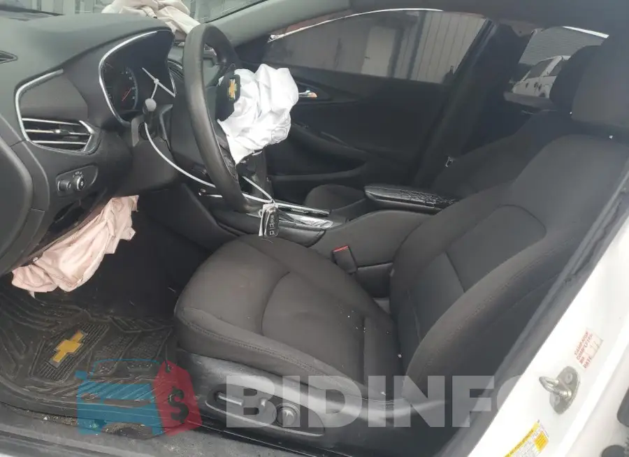 1G1ZD5ST1JF240147 Photo# 7