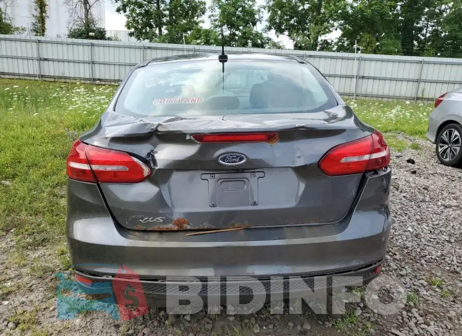 1FADP3E27GL228150 Photo# 6