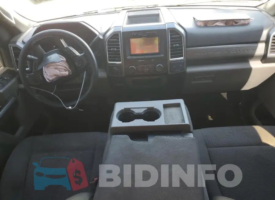 1FT7W2BT3JEB83348 Photo# 8
