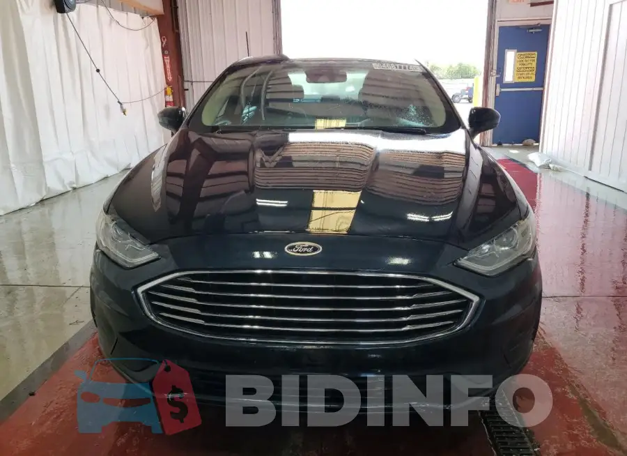 3FA6P0HD5LR180180 Photo# 5
