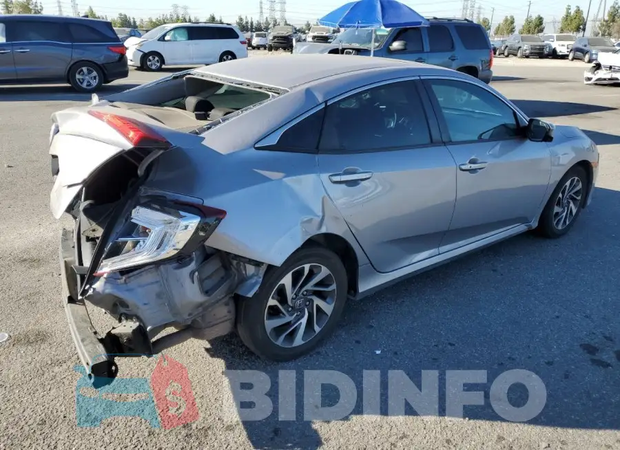 2HGFC2F74GH552447 Photo# 3