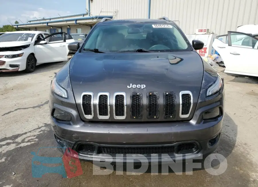 1C4PJLCB2FW632269 Photo# 5