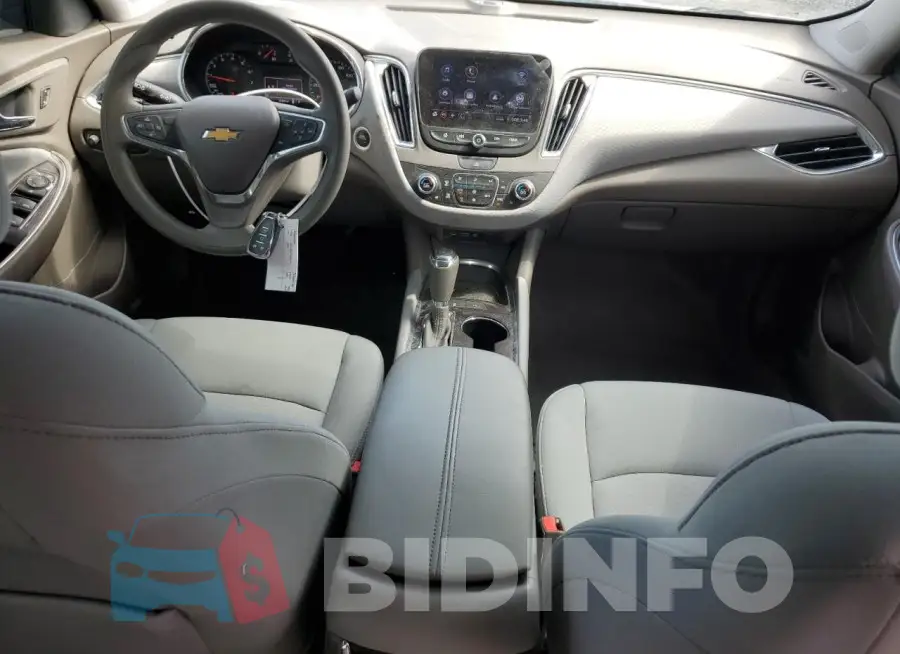 1G1ZD5ST8KF120122 Photo# 8