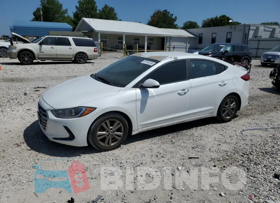 5NPD84LF6HH091517 Photo# 1