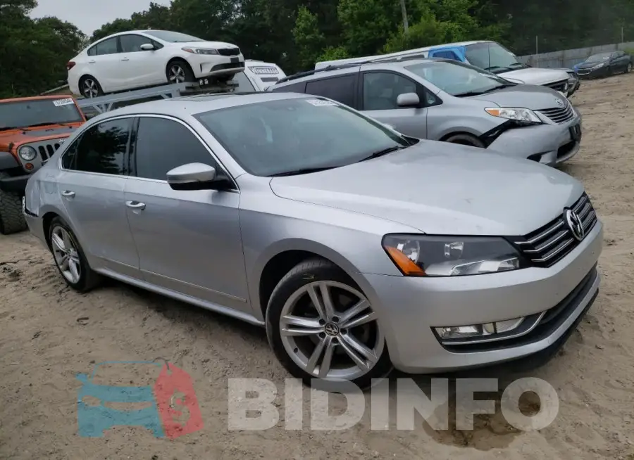 1VWBS7A37FC058762 Photo# 4