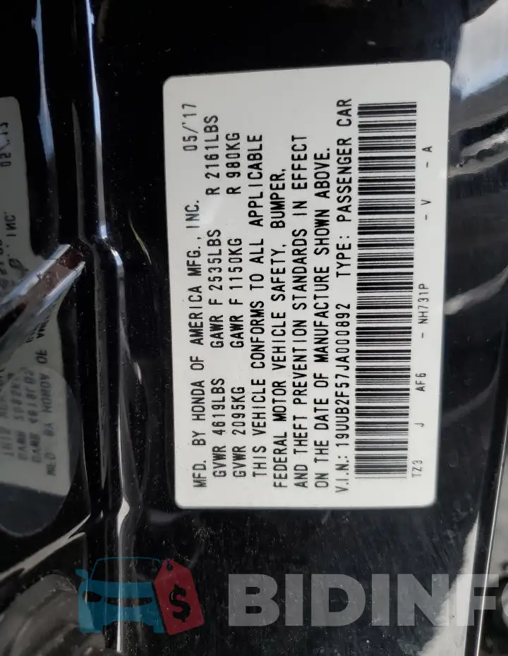 19UUB2F57JA000892 Photo# 12