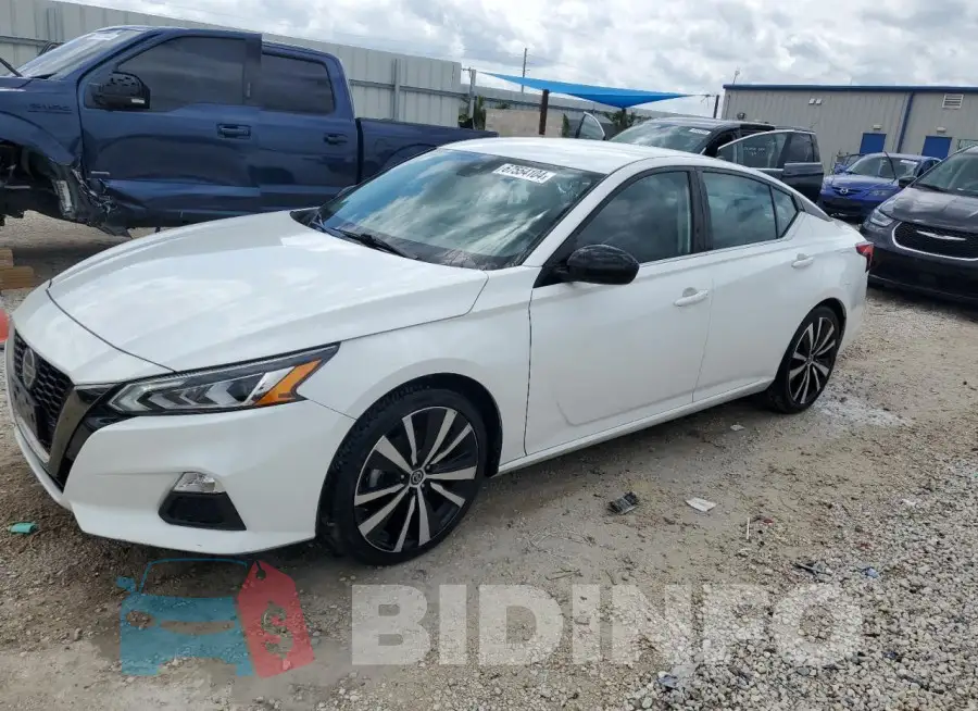 1N4BL4CV8NN350362 Photo# 1