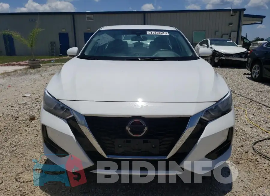 3N1AB8CV5PY279744 Photo# 5