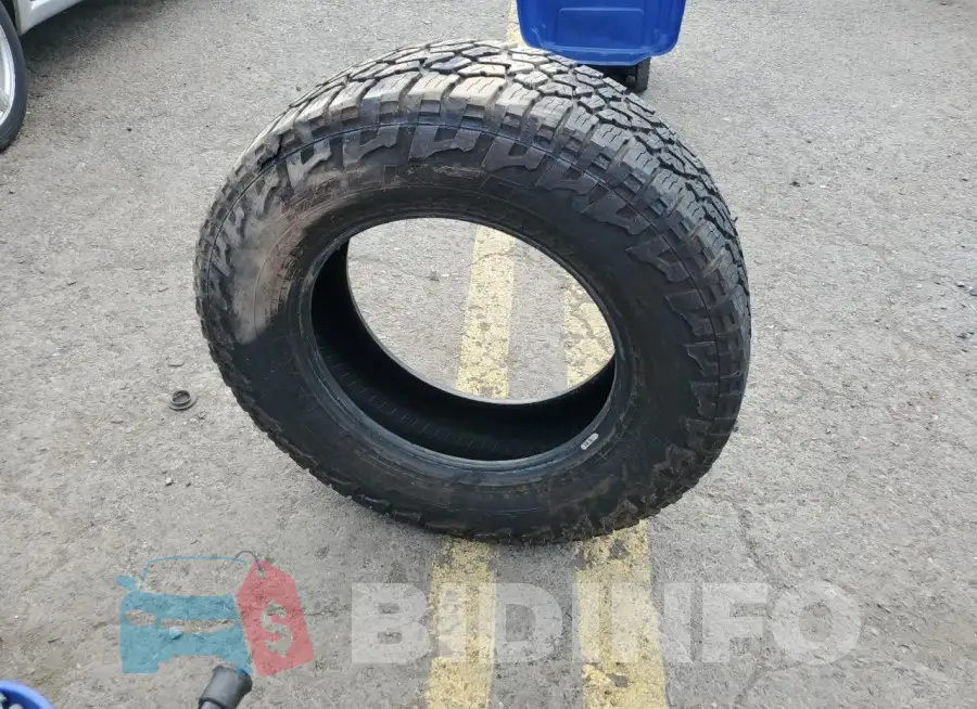 1C4HJXEGXJW208108 Photo# 12
