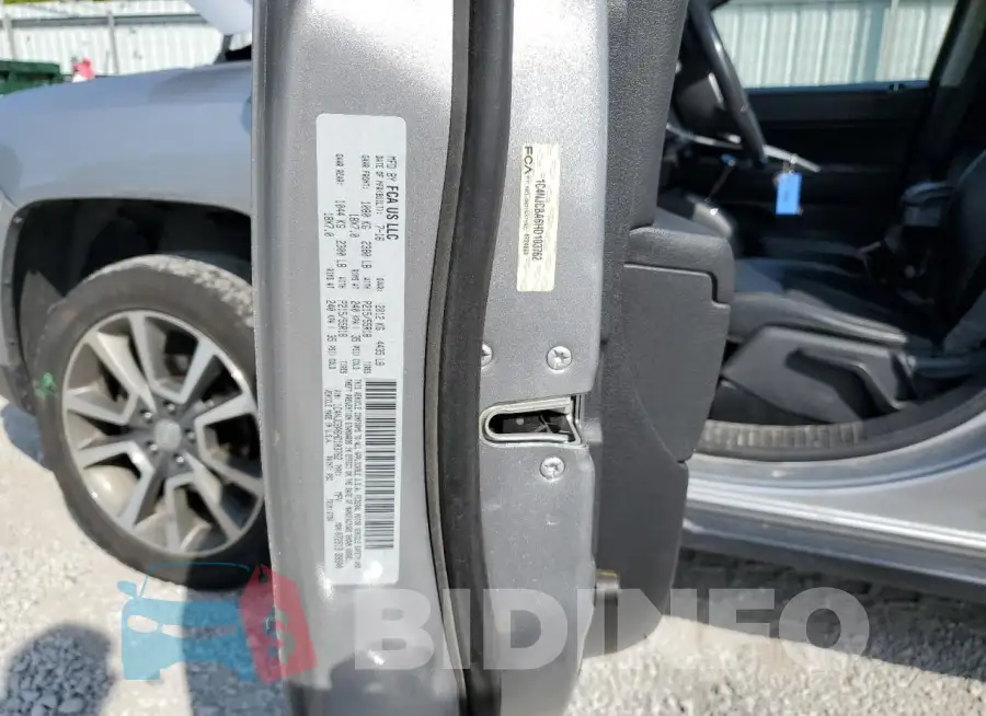 1C4NJCBA6HD103762 Photo# 13