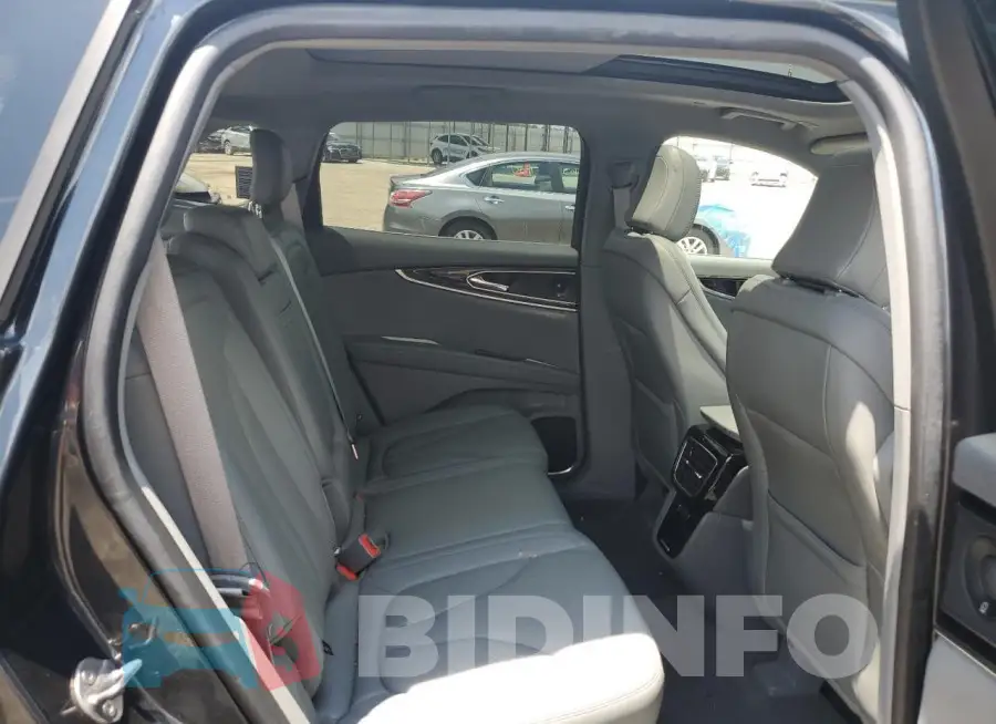 2LMPJ6K93MBL10898 Photo# 11