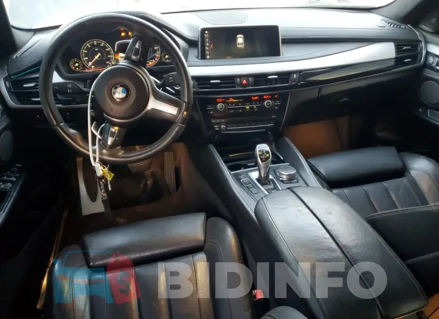 5UXKU0C5XJ0G80660 Photo# 8