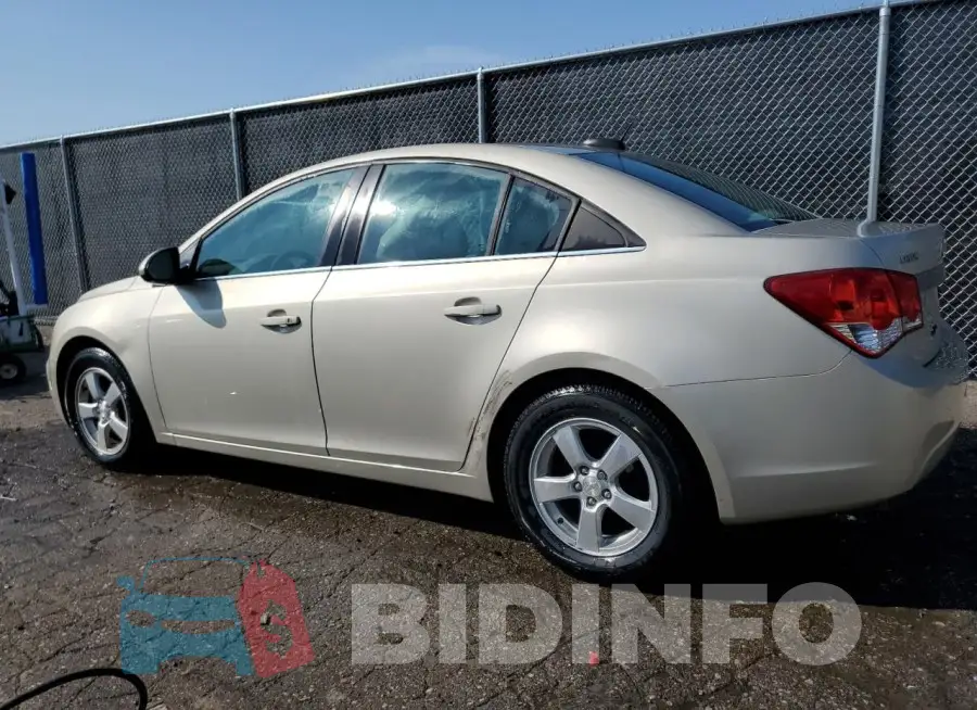 1G1PC5SB7F7144641 Photo# 2