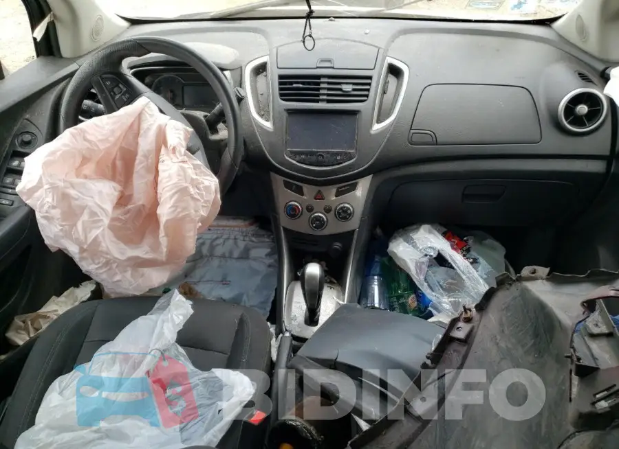 3GNCJLSB5GL278715 Photo# 8
