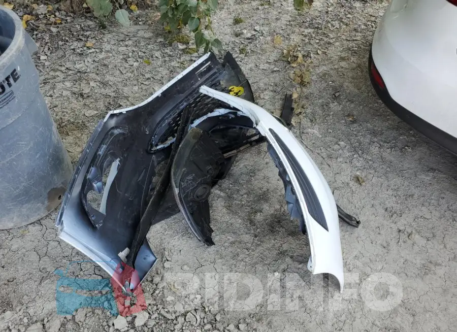 1FADP3E25GL282773 Photo# 13