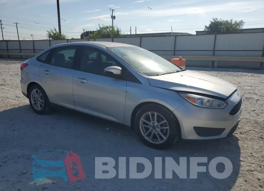 1FADP3F22GL226627 Photo# 4