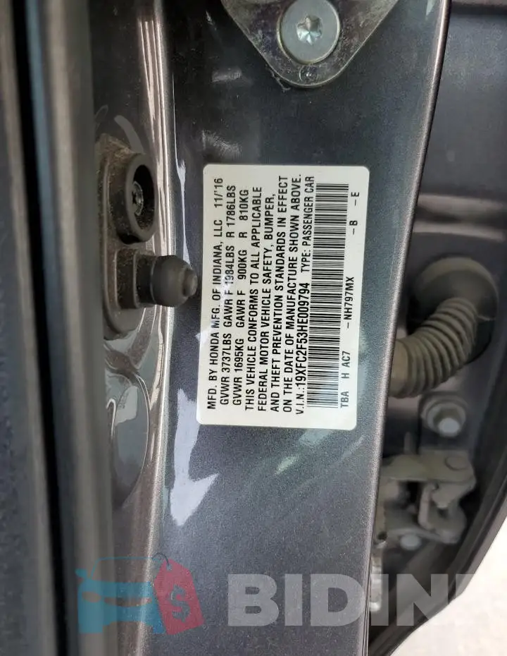19XFC2F53HE009794 Photo# 12
