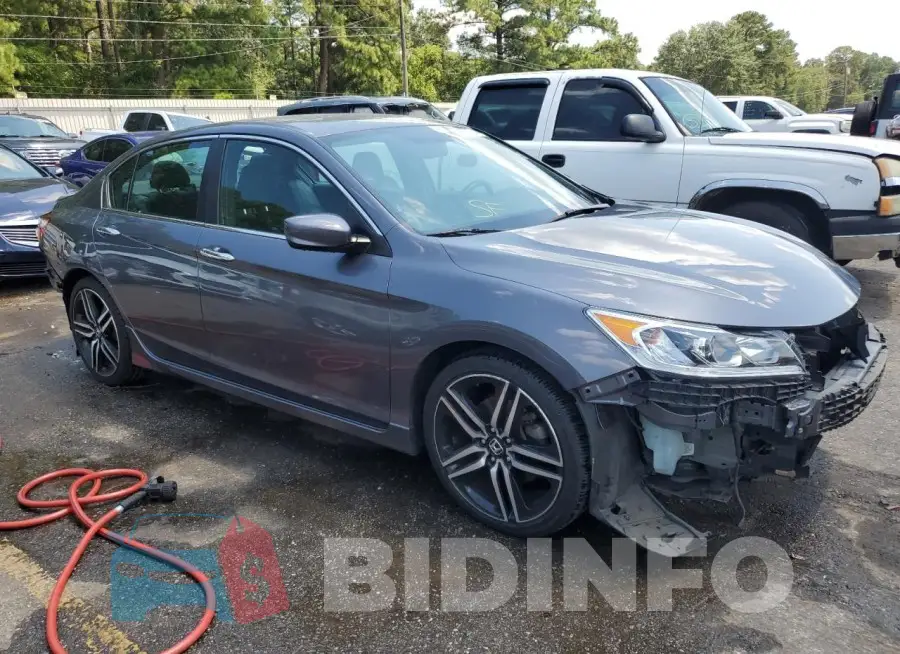 1HGCR2F58HA060469 Photo# 4