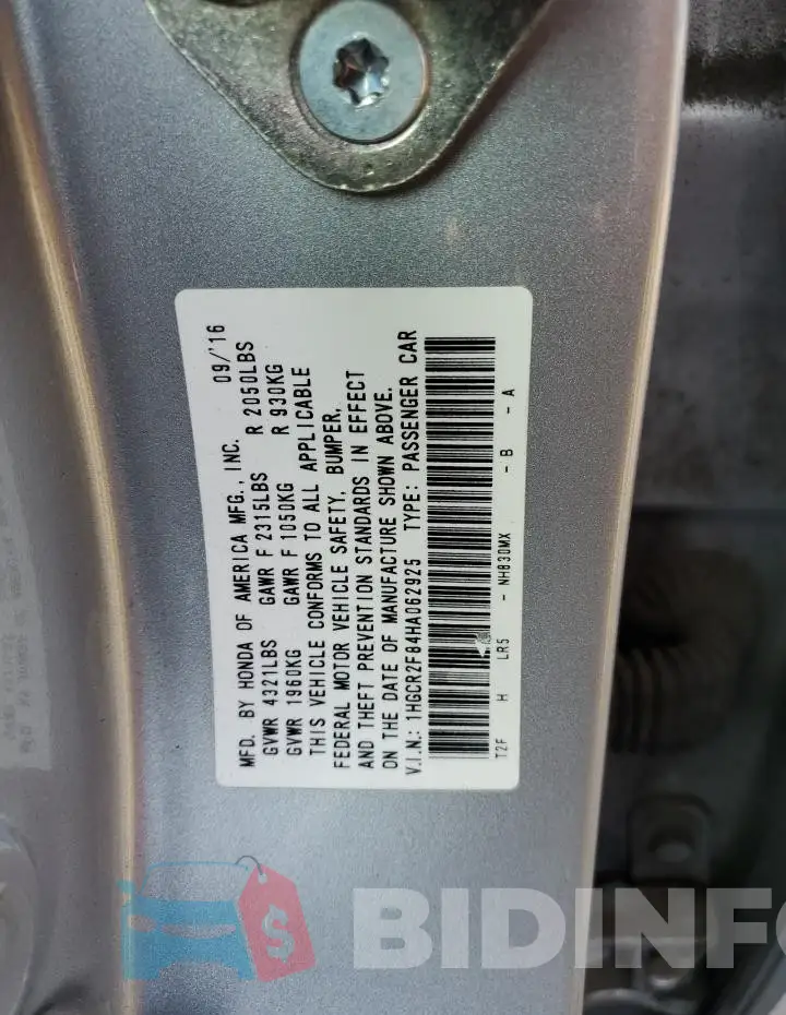 1HGCR2F84HA062925 Photo# 13