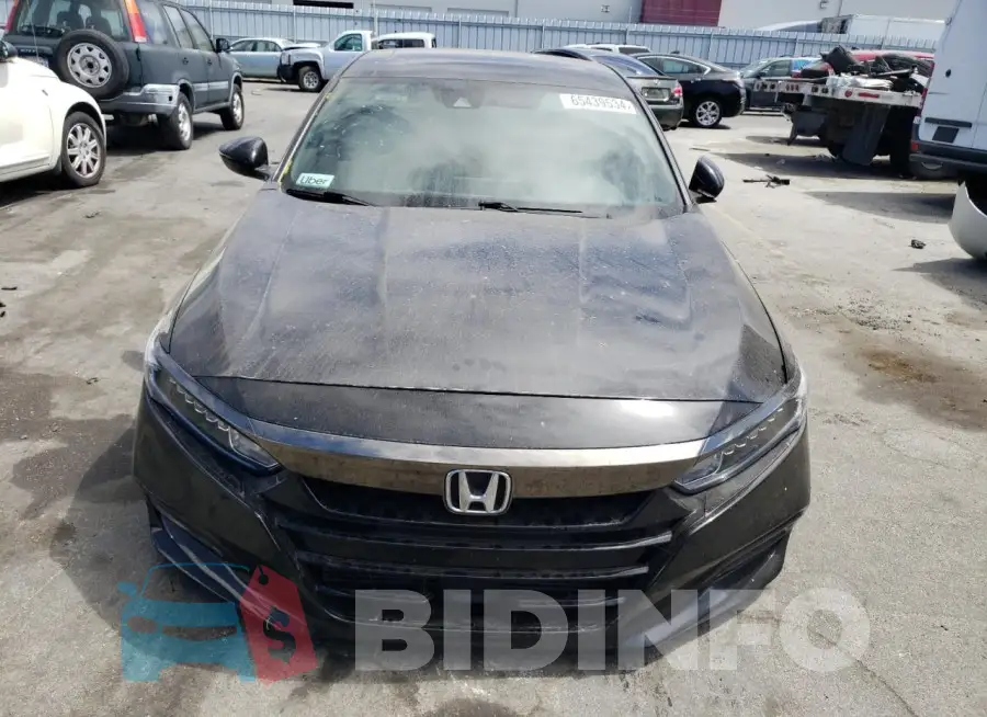 1HGCV2F36KA005925 Photo# 5
