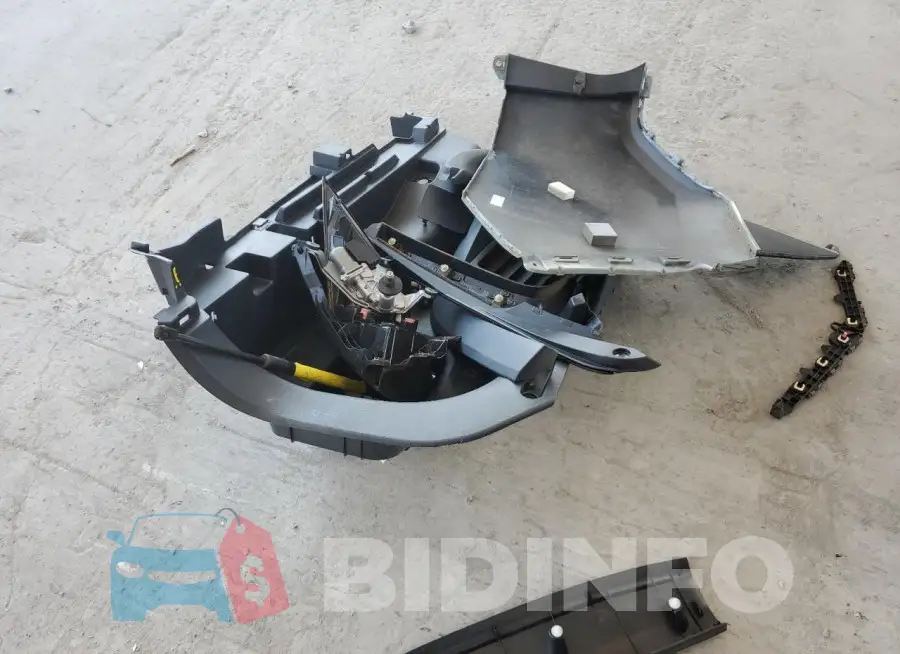 JTMW1RFV3KD035562 Photo# 12