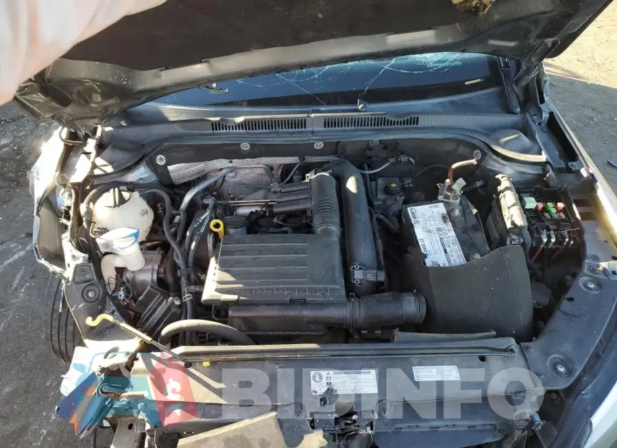 3VW267AJ2GM343856 Photo# 11