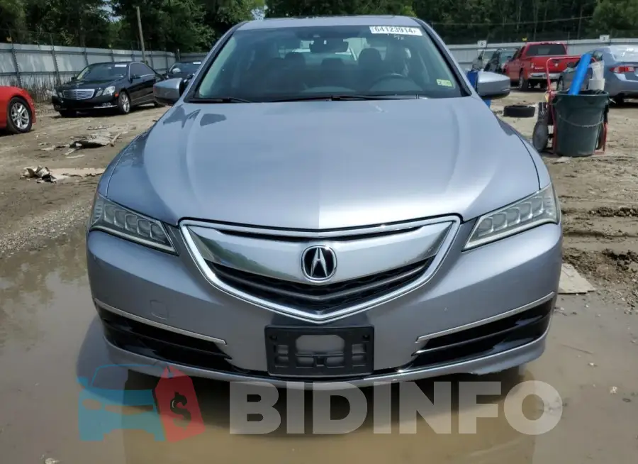 19UUB1F53GA007664 Photo# 5