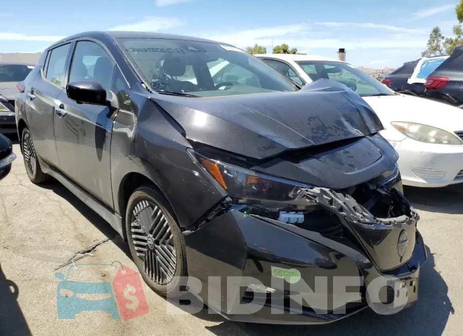 1N4CZ1CV5PC553726 Photo# 4