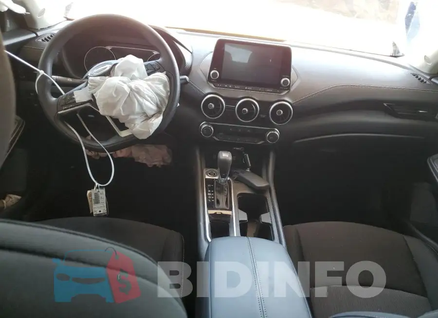 3N1AB8CV7RY244142 Photo# 8