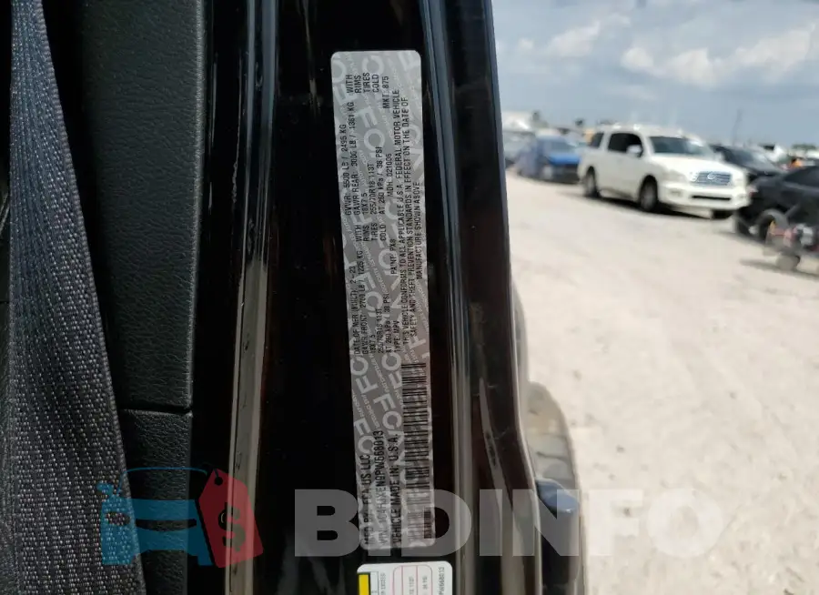 1C4HJXEN9PW668013 Photo# 13