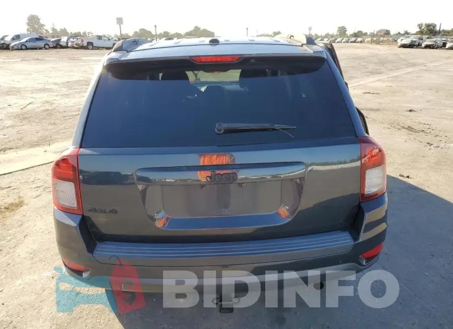 1C4NJDBB1GD520574 Photo# 6
