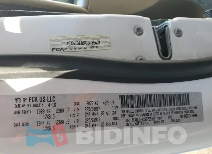 1C4NJDEBXGD725452 Photo# 13