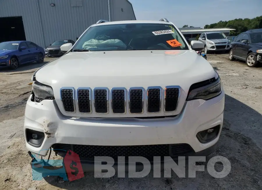 1C4PJLCB3KD148116 Photo# 5