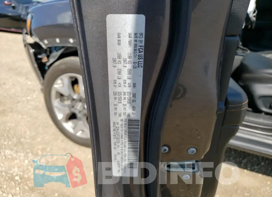 3C4NJDCB7KT827278 Photo# 13